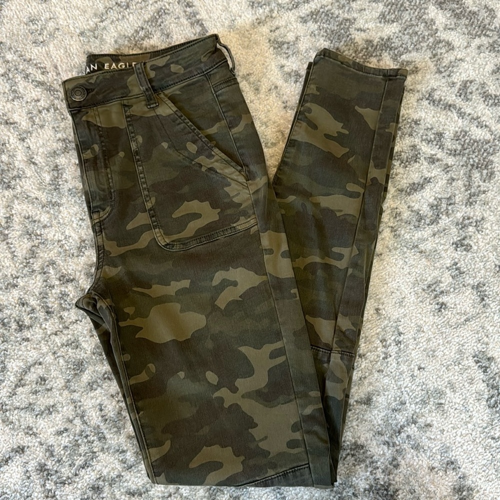 Camo print skinny jeans
